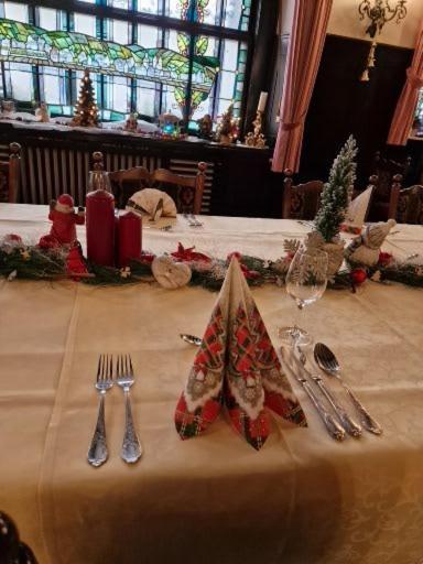 Hotel Weinhaus Am Stiftstor Treis-Karden Zewnętrze zdjęcie