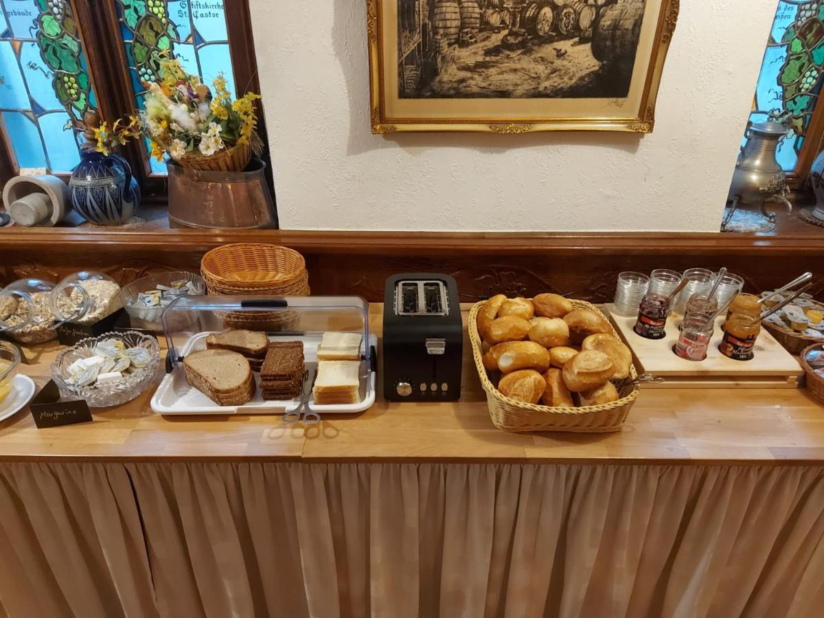 Hotel Weinhaus Am Stiftstor Treis-Karden Zewnętrze zdjęcie