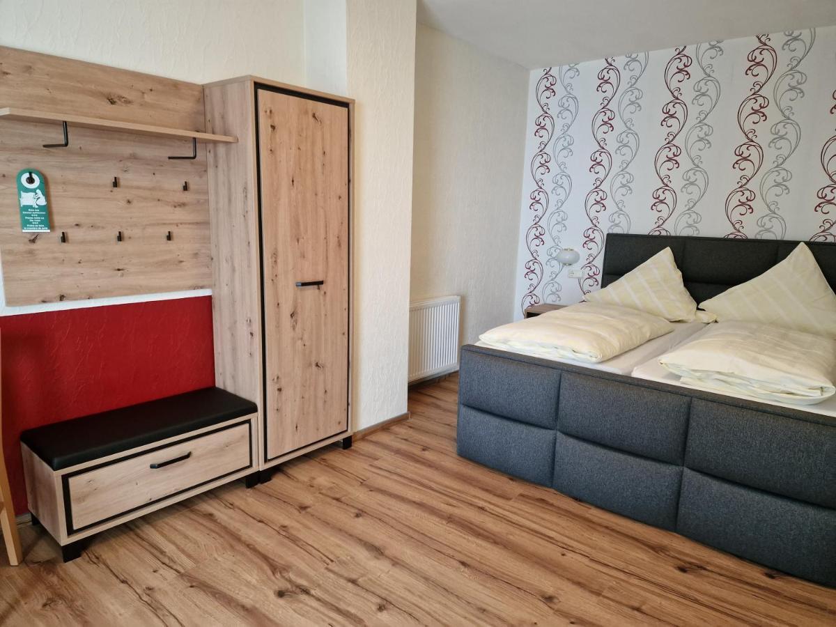 Hotel Weinhaus Am Stiftstor Treis-Karden Zewnętrze zdjęcie